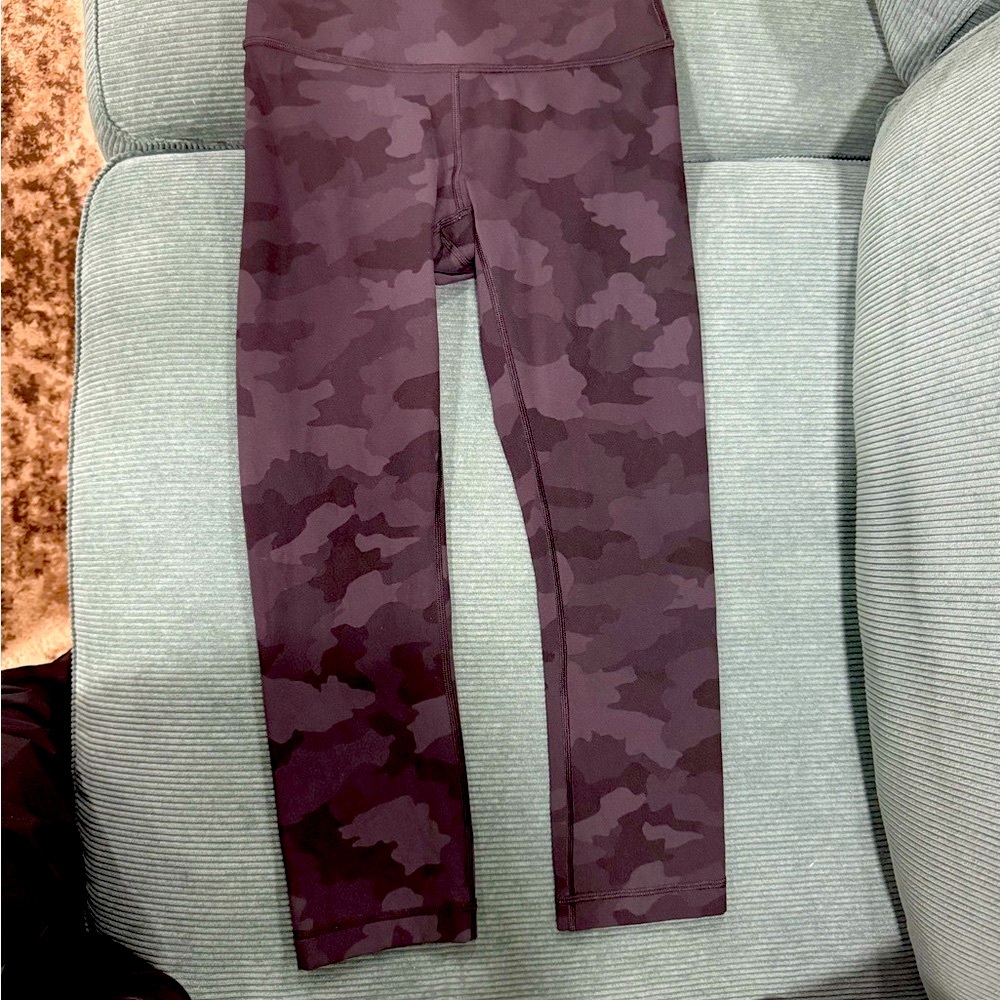 Lululemon Wunder Under Crop HR 21" Black NWOT - Picture 11 of 13